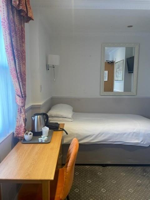 Hyde Park Radnor Hotel B&B Londres Extérieur photo