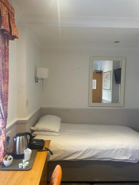 Hyde Park Radnor Hotel B&B Londres Extérieur photo