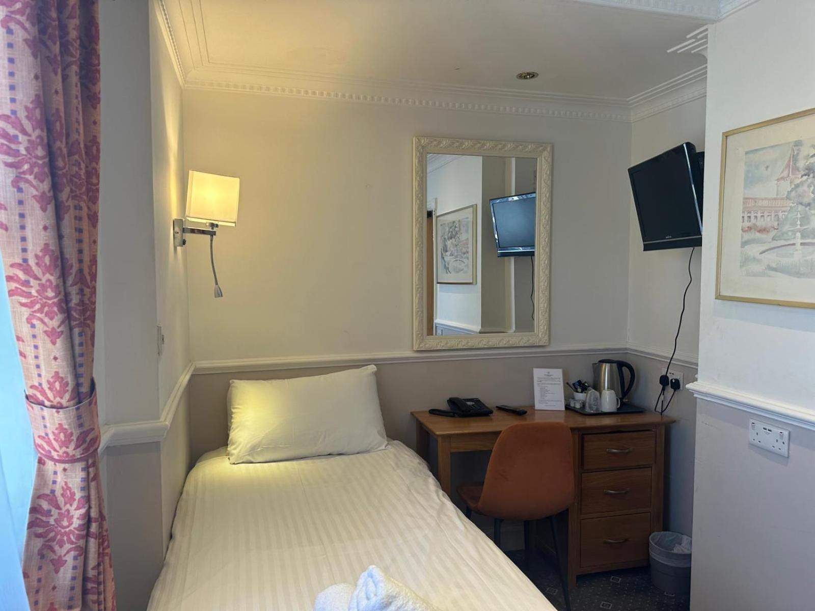 Hyde Park Radnor Hotel B&B Londres Extérieur photo