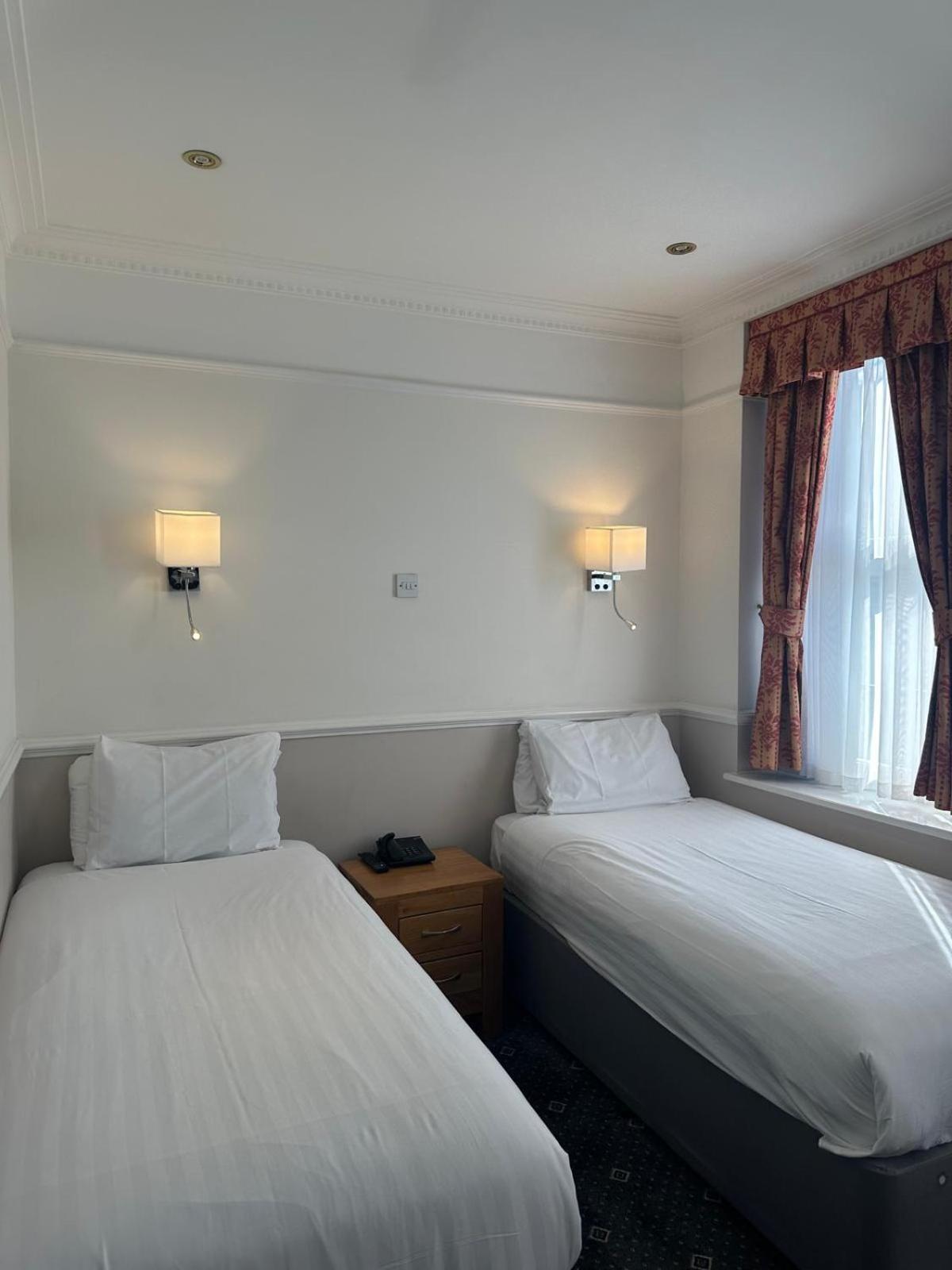 Hyde Park Radnor Hotel B&B Londres Extérieur photo